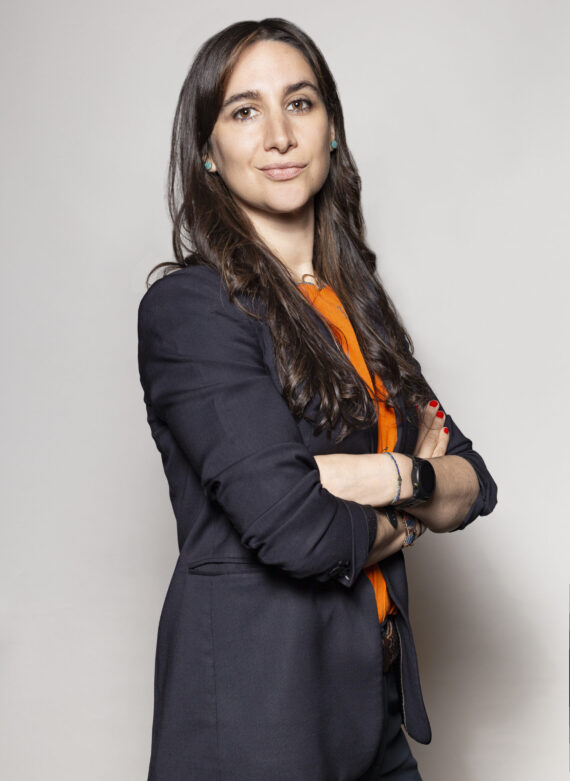 Carla-Medina-Presidenta-scaled-570x781-1