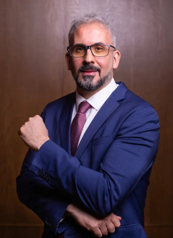 Enrique_de_la_Torre-570x781